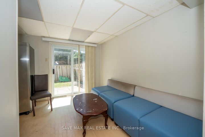 Photo 25 at 62 Moregate Crescent, Central Park, Brampton