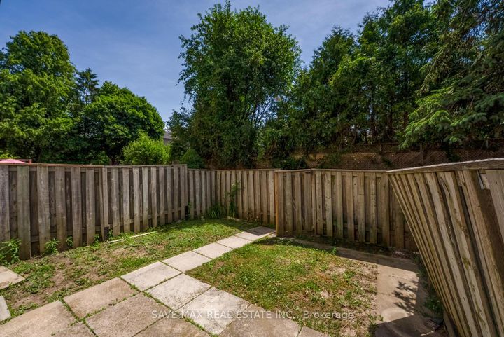 Photo 35 at 62 Moregate Crescent, Central Park, Brampton
