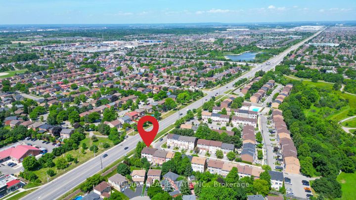 Photo 42 at 62 Moregate Crescent, Central Park, Brampton