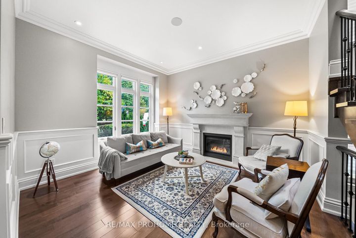 Photo 6 at 38 Park Crescent, Oak Ridges Lake Wilcox, Richmond Hill