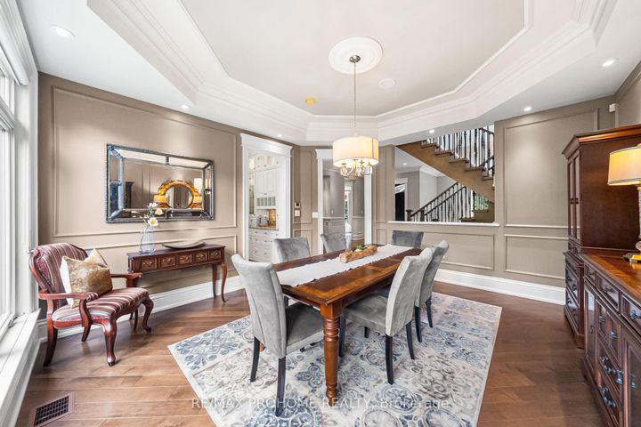 Photo 9 at 38 Park Crescent, Oak Ridges Lake Wilcox, Richmond Hill