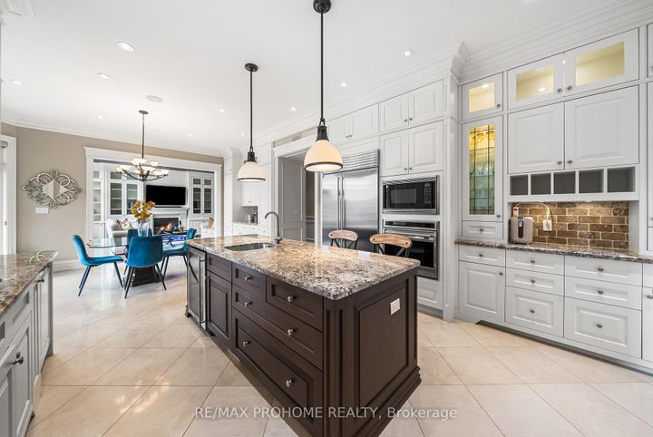 Photo 11 at 38 Park Crescent, Oak Ridges Lake Wilcox, Richmond Hill