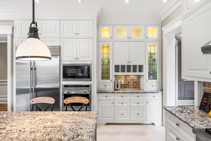 Photo 12 at 38 Park Crescent, Oak Ridges Lake Wilcox, Richmond Hill