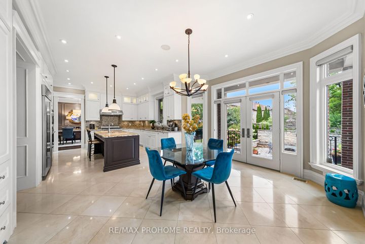 Photo 13 at 38 Park Crescent, Oak Ridges Lake Wilcox, Richmond Hill