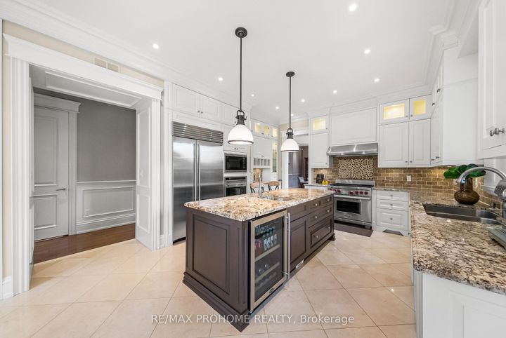Photo 15 at 38 Park Crescent, Oak Ridges Lake Wilcox, Richmond Hill