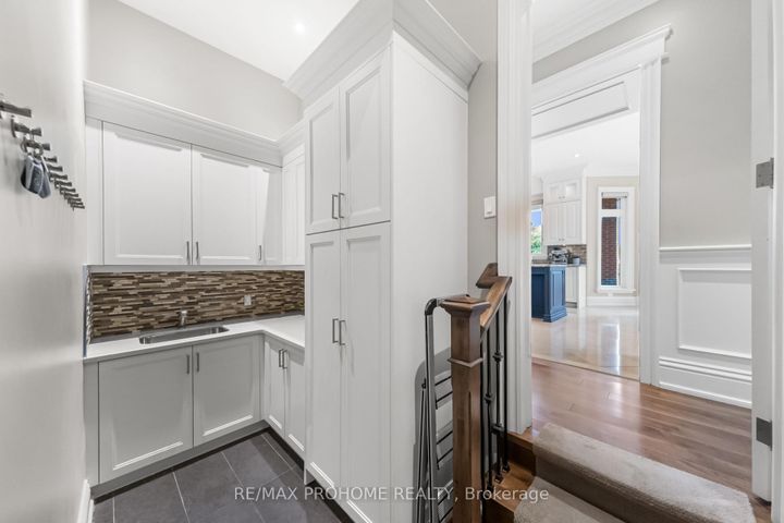 Photo 22 at 38 Park Crescent, Oak Ridges Lake Wilcox, Richmond Hill