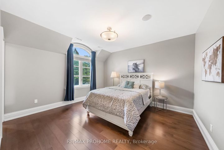 Photo 24 at 38 Park Crescent, Oak Ridges Lake Wilcox, Richmond Hill