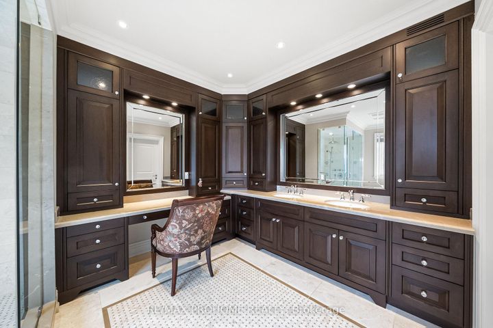 Photo 31 at 38 Park Crescent, Oak Ridges Lake Wilcox, Richmond Hill