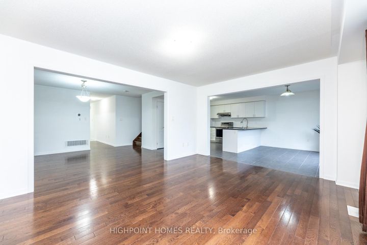 Photo 15 at 1802 Liatris Drive, Duffin Heights, Pickering