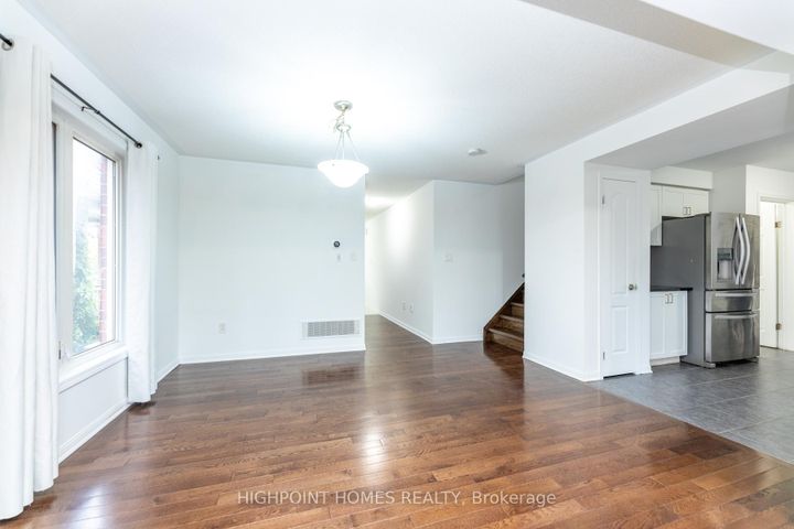Photo 16 at 1802 Liatris Drive, Duffin Heights, Pickering