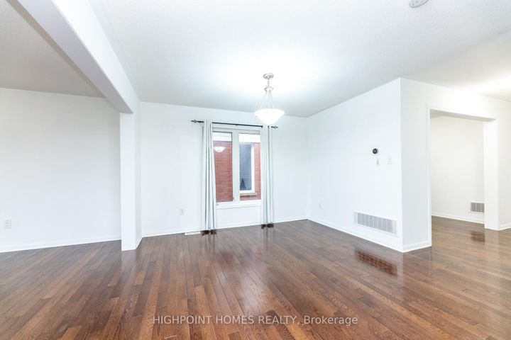 Photo 17 at 1802 Liatris Drive, Duffin Heights, Pickering