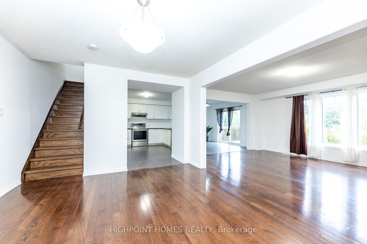 Photo 18 at 1802 Liatris Drive, Duffin Heights, Pickering