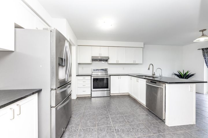 Photo 28 at 1802 Liatris Drive, Duffin Heights, Pickering