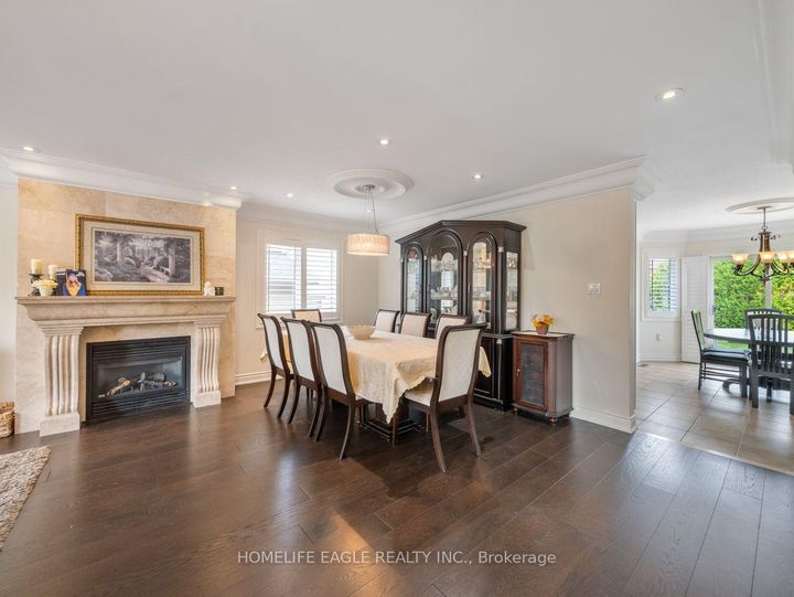 Photo 6 at 15 Eve Court, Bradford, Bradford West Gwillimbury