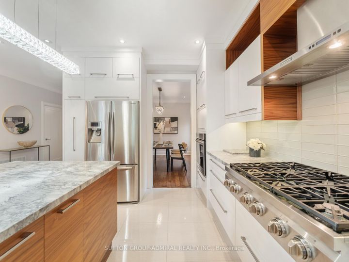 Photo 3 at 1 Dustan Crescent, East York, Toronto