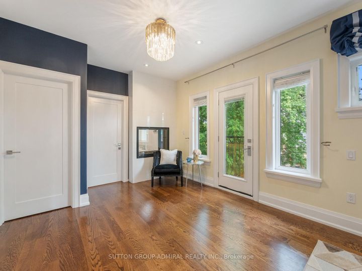 Photo 17 at 1 Dustan Crescent, East York, Toronto