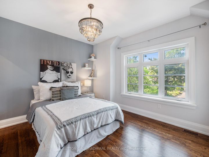 Photo 29 at 1 Dustan Crescent, East York, Toronto