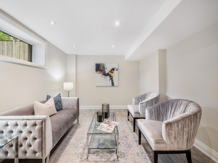 Photo 34 at 1 Dustan Crescent, East York, Toronto