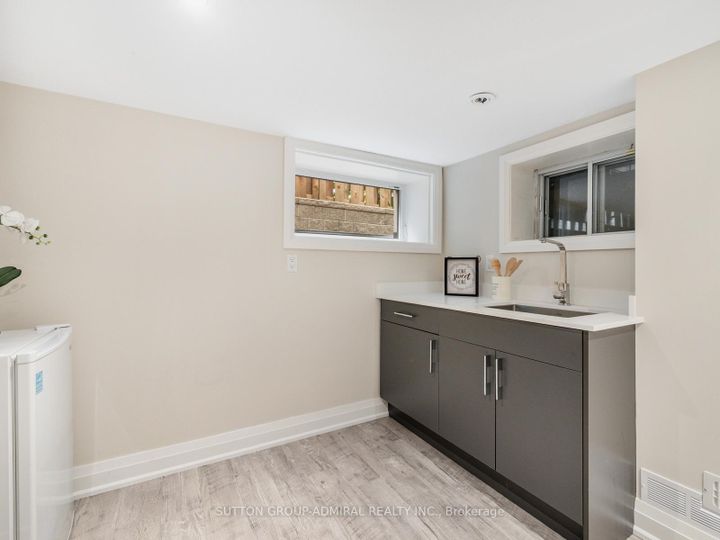 Photo 38 at 1 Dustan Crescent, East York, Toronto