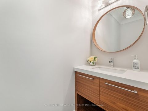 Photo 14 at 1 Dustan Crescent, East York, Toronto