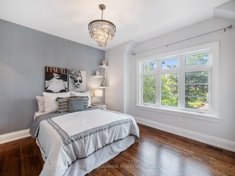 Photo 29 at 1 Dustan Crescent, East York, Toronto