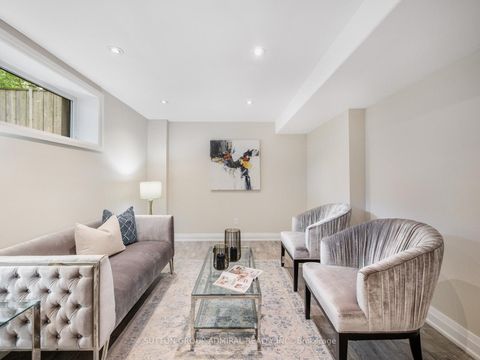 Photo 34 at 1 Dustan Crescent, East York, Toronto