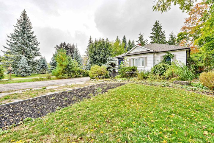 Photo 5 at 7596 Creditview Road, Bram West, Brampton