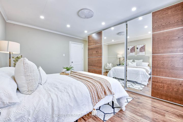 Photo 15 at 7596 Creditview Road, Bram West, Brampton
