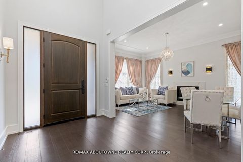 Photo 3 at 265 Woodale Avenue, WO West, Oakville