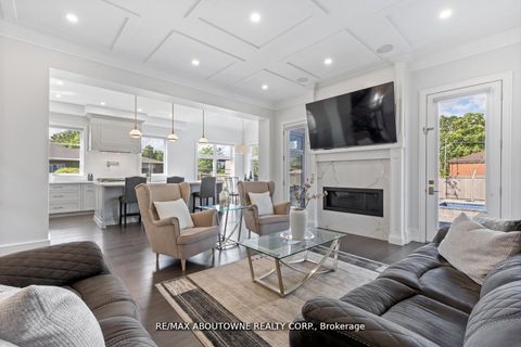 Photo 6 at 265 Woodale Avenue, WO West, Oakville