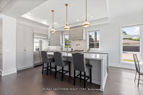 Photo 10 at 265 Woodale Avenue, WO West, Oakville