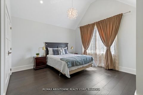Photo 24 at 265 Woodale Avenue, WO West, Oakville