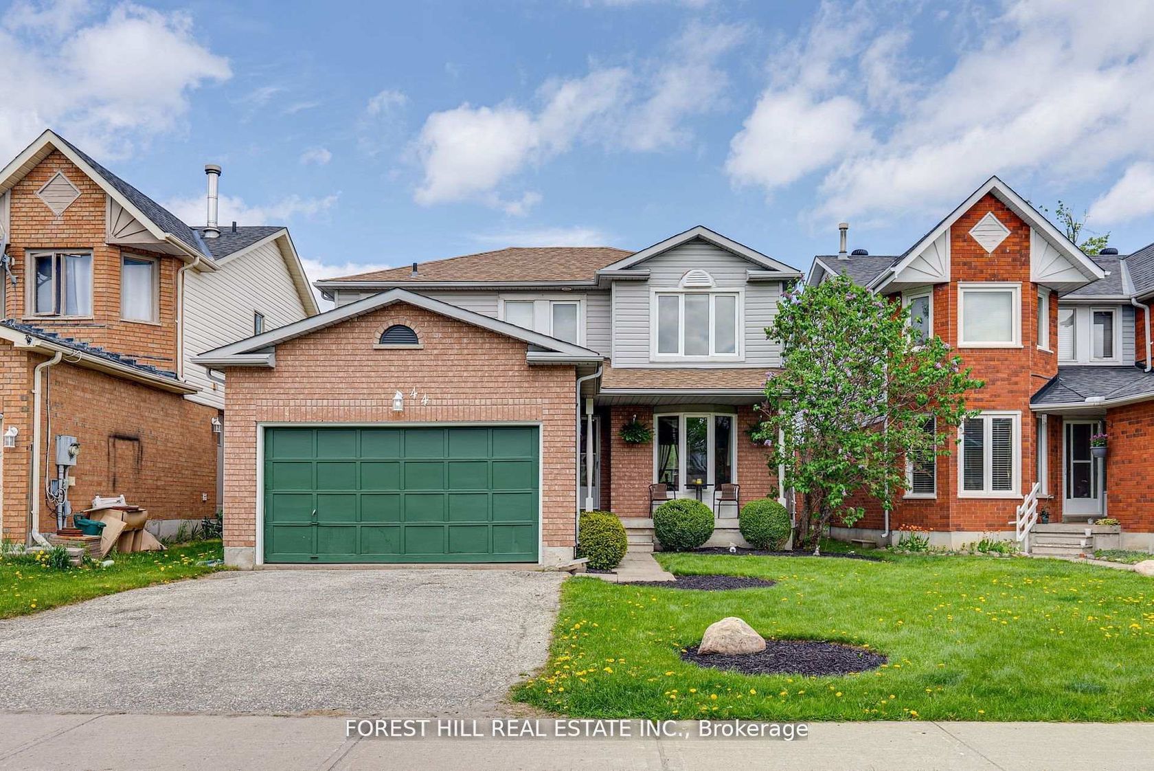 44 Quance Street, Holly, Barrie photo 7 44 Quance Street, Holly, Barrie photo 7