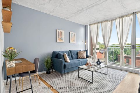Photo 11 at 505 - 301 Markham Street, Bellwoods, Toronto