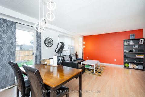 Photo 12 at 34 LAMPMAN Lane, Letitia Heights, Barrie