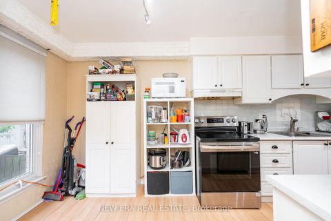 Photo 16 at 34 LAMPMAN Lane, Letitia Heights, Barrie