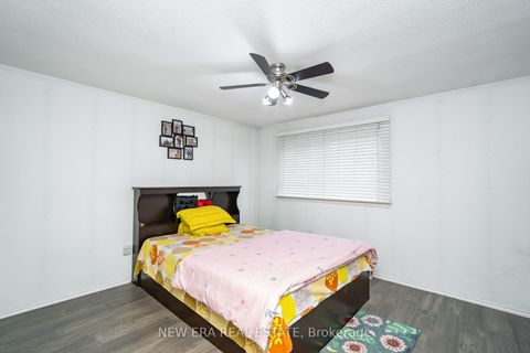 Photo 23 at 34 LAMPMAN Lane, Letitia Heights, Barrie