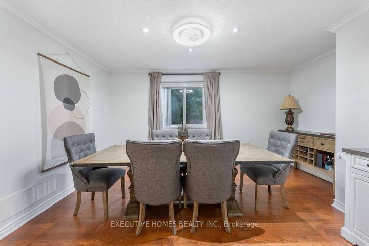 Photo 21 at 8 Shallimar Court, Brampton West, Brampton