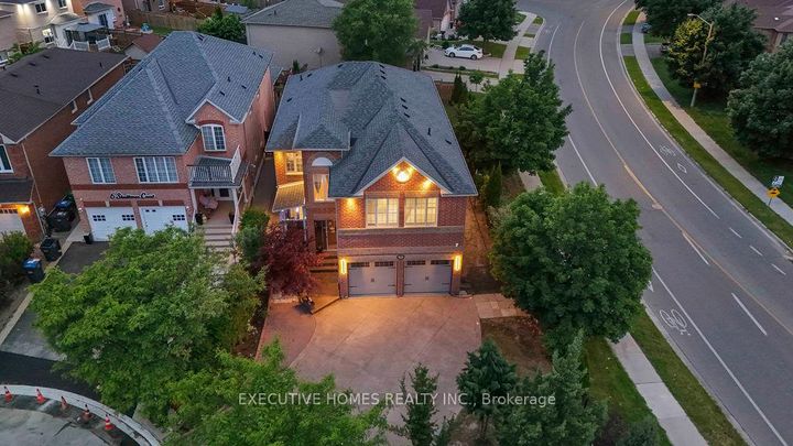 Photo 44 at 8 Shallimar Court, Brampton West, Brampton