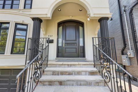Photo 1 at 737 Woburn Avenue, Nortown, Toronto