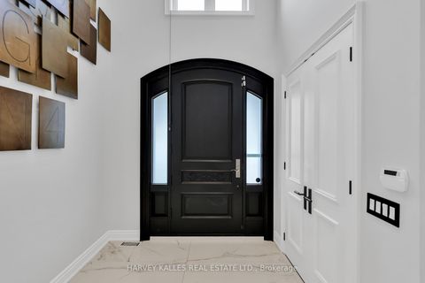 Photo 2 at 737 Woburn Avenue, Nortown, Toronto