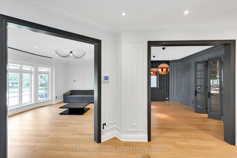Photo 3 at 737 Woburn Avenue, Nortown, Toronto