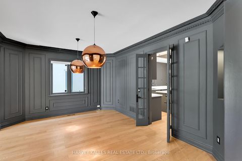 Photo 7 at 737 Woburn Avenue, Nortown, Toronto