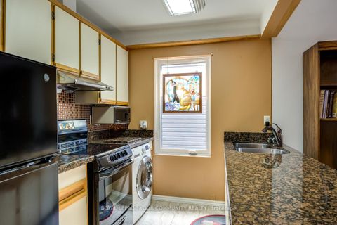 Photo 10 at 37 Connaught Avenue, Coxwell, Toronto
