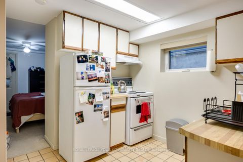Photo 29 at 37 Connaught Avenue, Coxwell, Toronto