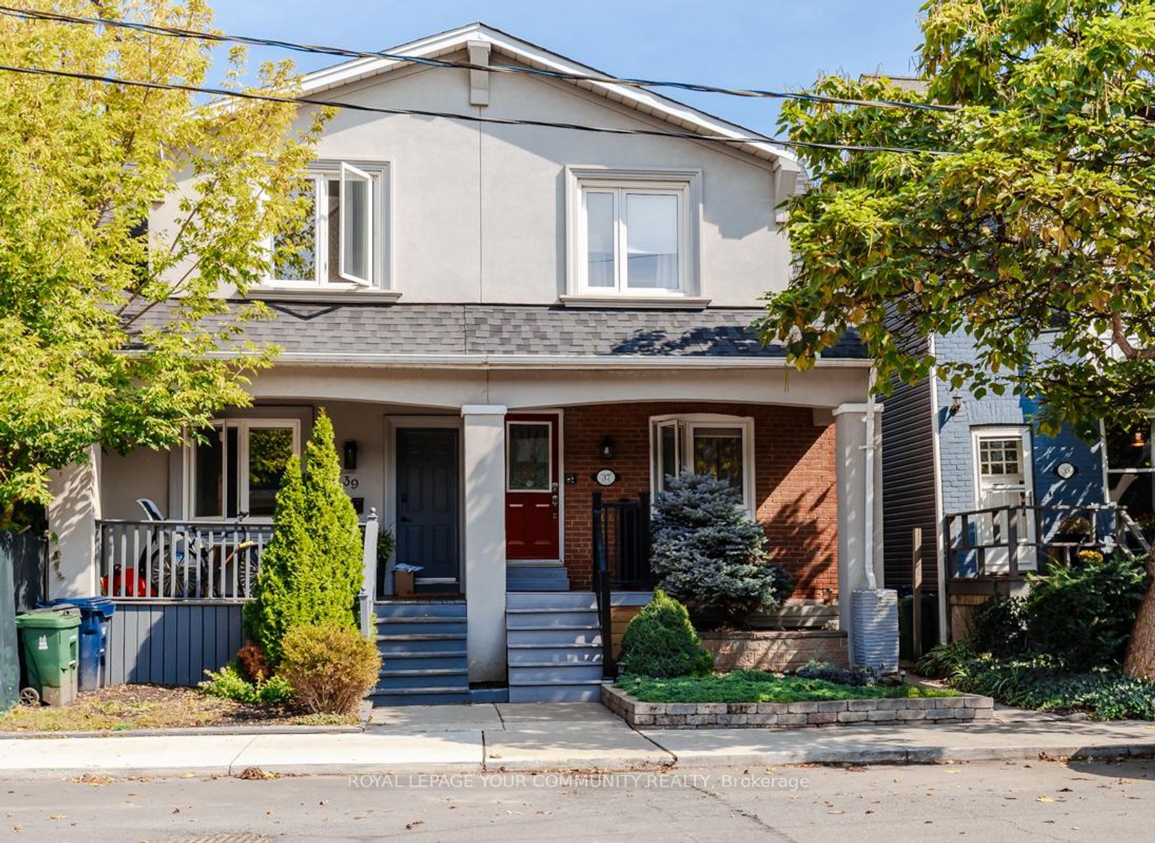 37 Connaught Avenue, Coxwell, Toronto by Loree Meneguzzi Real Estate 37 Connaught Avenue, Coxwell, Toronto