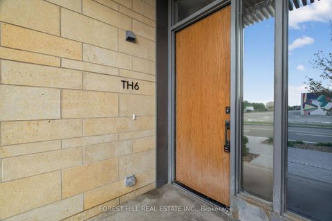 Photo 3 at Th6 - 9 Buttermill Avenue, Vaughan Corporate Centre, Vaughan