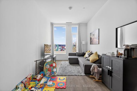 Photo 11 at Th6 - 9 Buttermill Avenue, Vaughan Corporate Centre, Vaughan
