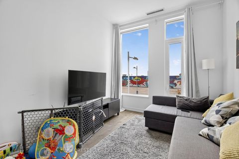 Photo 12 at Th6 - 9 Buttermill Avenue, Vaughan Corporate Centre, Vaughan