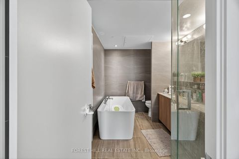 Photo 18 at Th6 - 9 Buttermill Avenue, Vaughan Corporate Centre, Vaughan